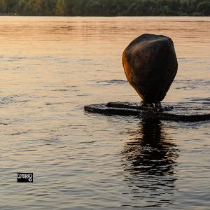 13jul24_Heart rock